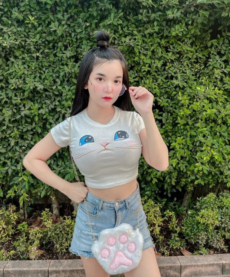 femboy trans onlyfans pornographic pic