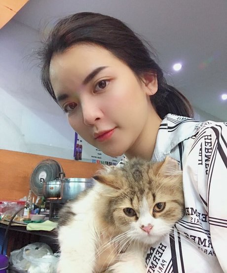 Wanvisa Yodprasart model top pic