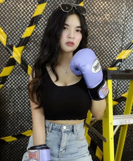 Wanvisa Yodprasart exclusive actress images