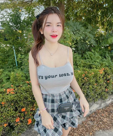 Wanvisa Yodprasart beautiful model images