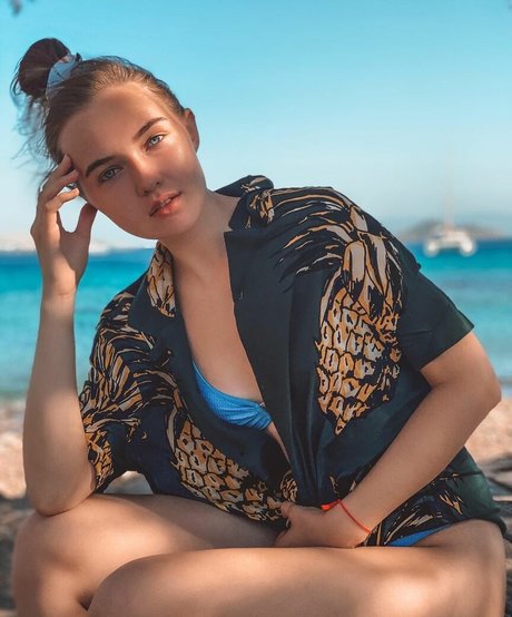 Kate Peet pornstar nude pictures