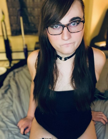 Ava Shade sexy model image