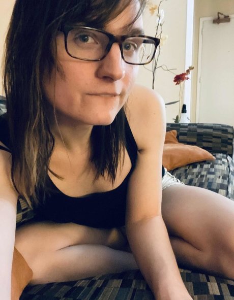 Ava Shade model porn img