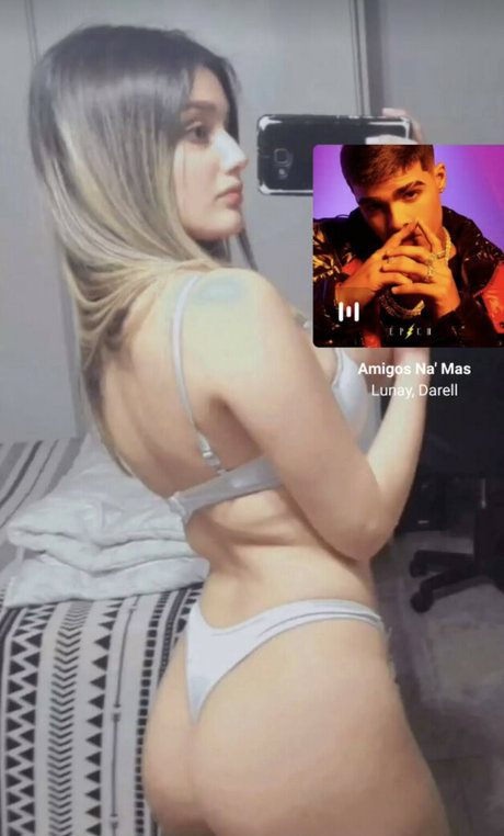 Rochinav nude model pictures