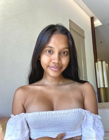 spreading onlyfans nude gallery