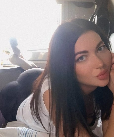 roksy 7777777 star nude image