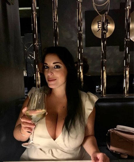 bodybuilder nude onlyfans hot sexy photo