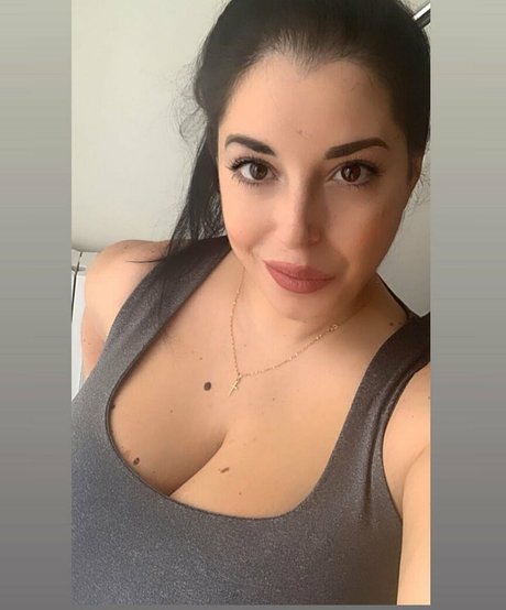 Valeria Vela naked actress photo