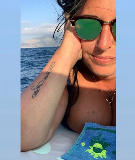 Valeria Vela model exclusive galleries