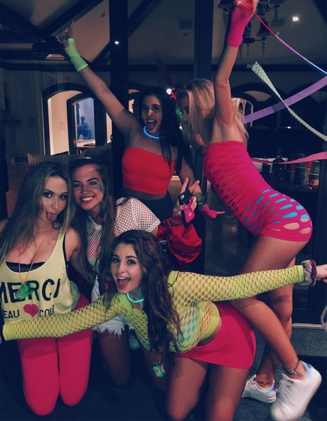 hottest redhead onlyfans beautiful photos