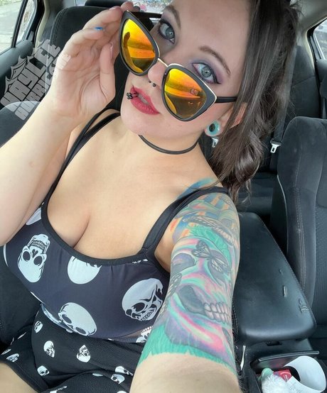 thai teen onlyfans top photo