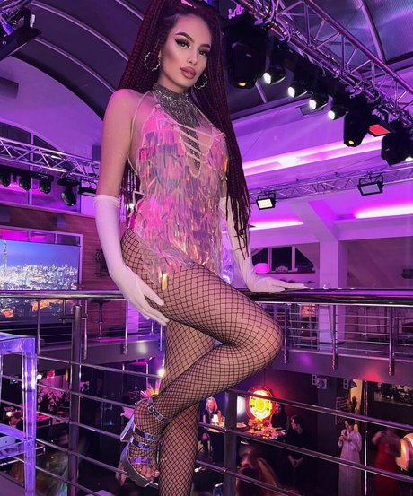 medusa xxx pretty star pictures