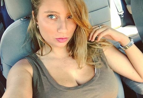 Shachar Alkoser star adult images