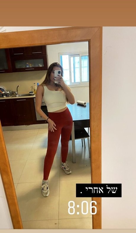 skinny blonde milf onlyfans top image