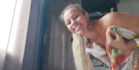 Mc Bandidaficial star sexy gallery