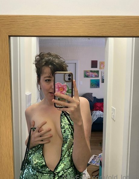 Lotion Wizard erotic star image