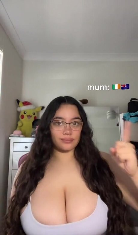 Carragh Mahuika pornstar top photos