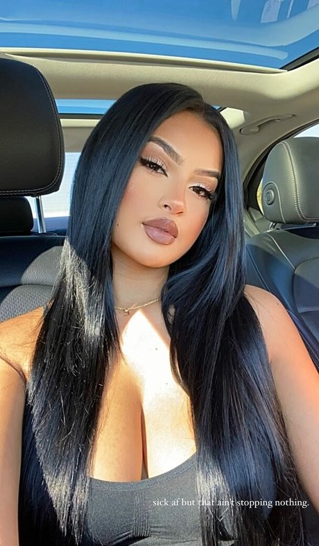 Lucero Crystal art model picture