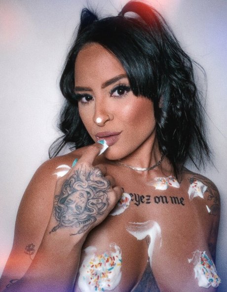 rayanenas__ free pornstar photos