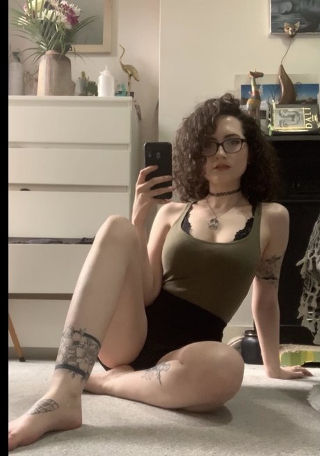 MikeyyRoses9 nice star image