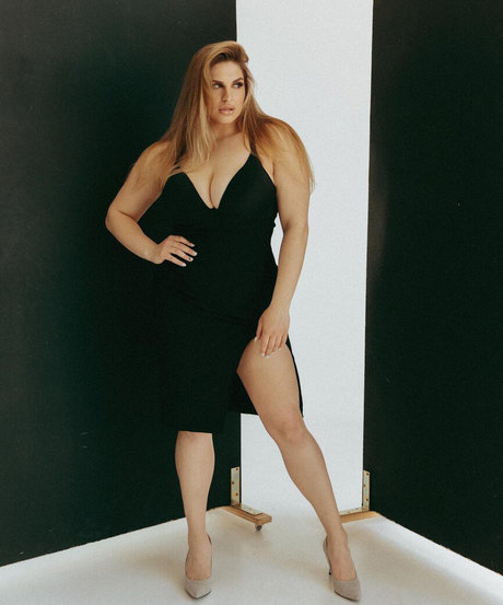 Anastasia Shark nice star archive