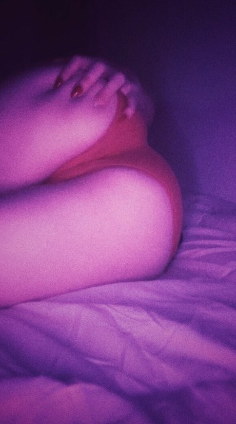 baby make it hurt pornographic model photos