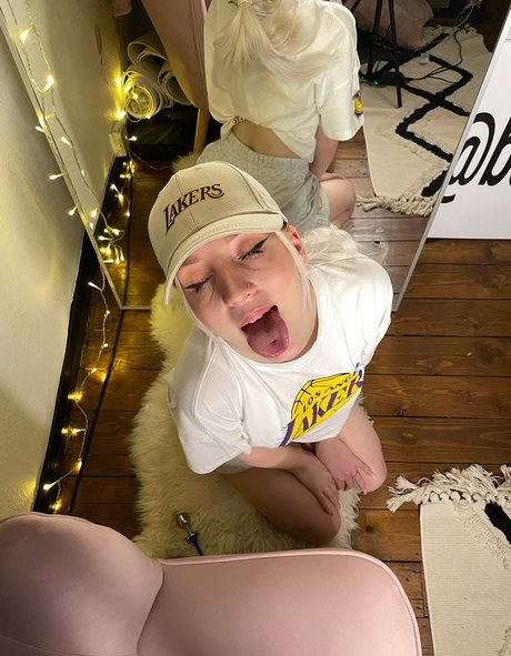 Babychar17 pornstar nudes archive