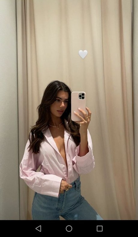 Ashton Wood sexy actress photo