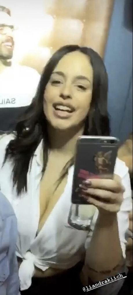 Chrysanthie model sexy galleries