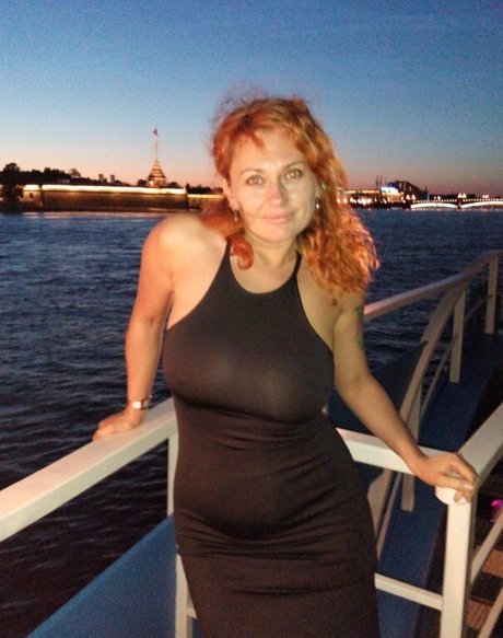 black onlyfans top photo