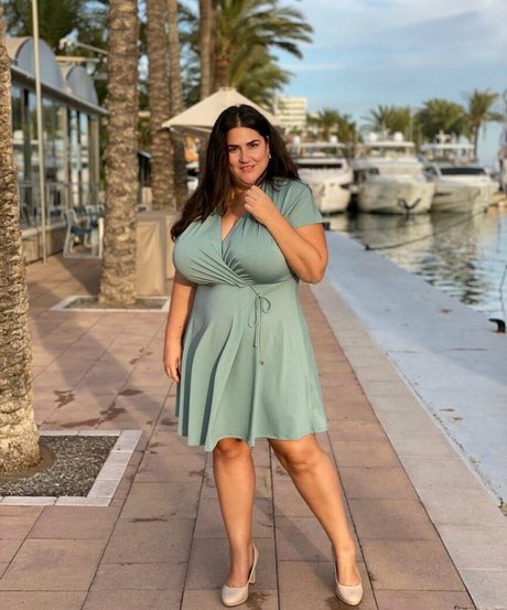 Caliope perfect actress photos