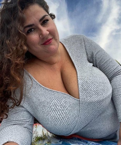 Caliope model high quality pics