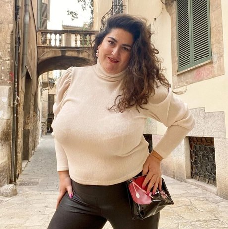 Caliope hot model galleries