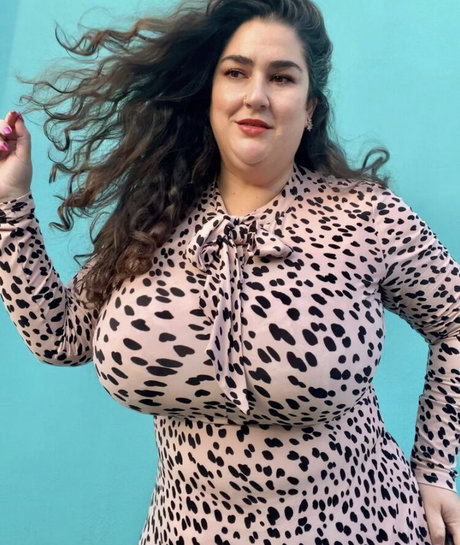 Caliope beautiful actress pic