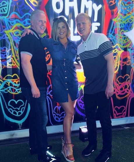 Claudia Valler model high quality images