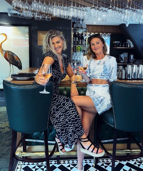 titty fuck onlyfans adult pictures