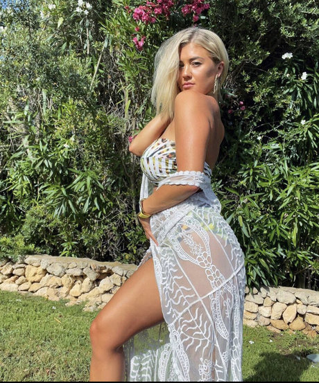 Claudia Valler free actress pictures