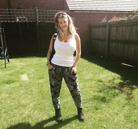 Claudia Valler best model pictures