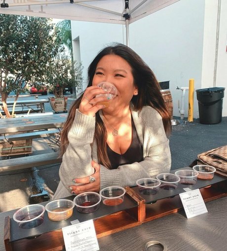 Tiffany Shu model high quality images