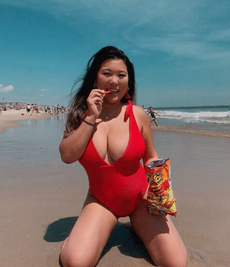 Tiffany Shu hd pornstar pic