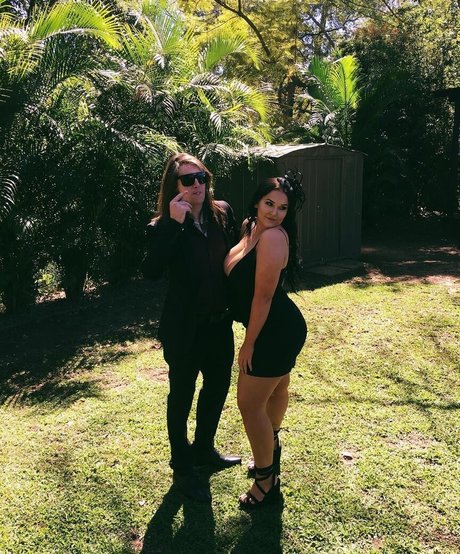 Tayla Cooper perfect star photo