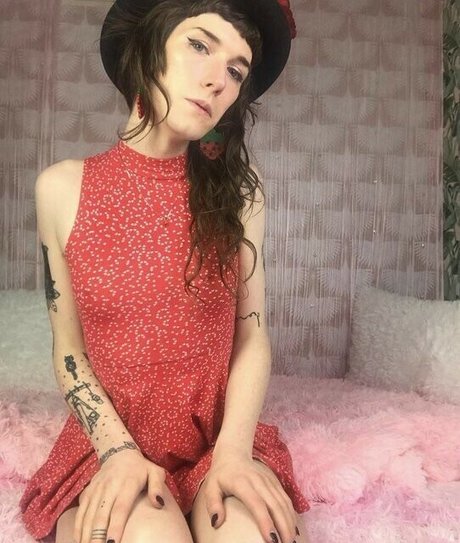 Basilstrawberry pornstar nude img