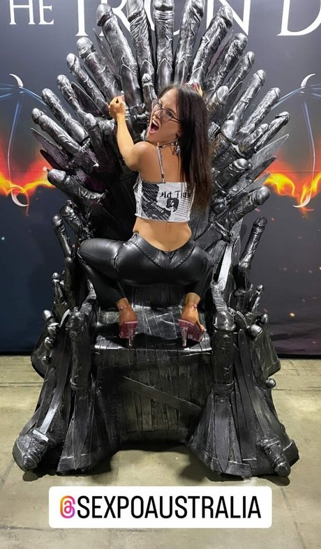 Katherine Lameree pretty star image