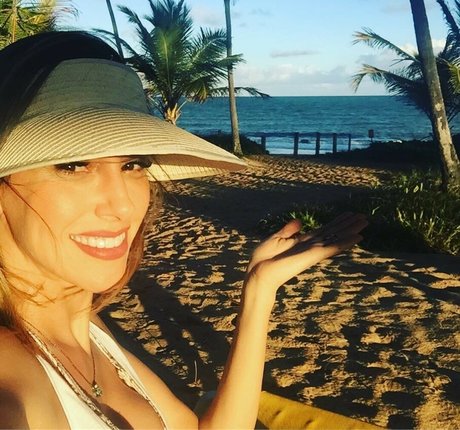 Roberta Carbonari Muzy beautiful actress image