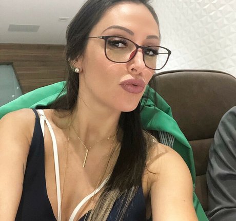 Roberta Carbonari Muzy naked actress pictures