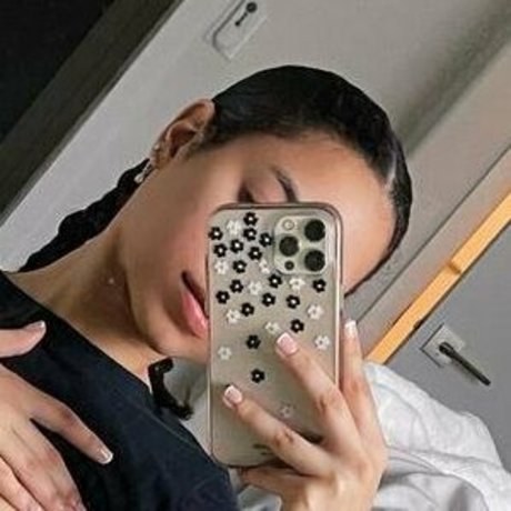 taiyatomii nudes star pictures