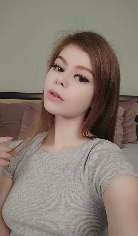 Sophia Wonder free pornstar pic