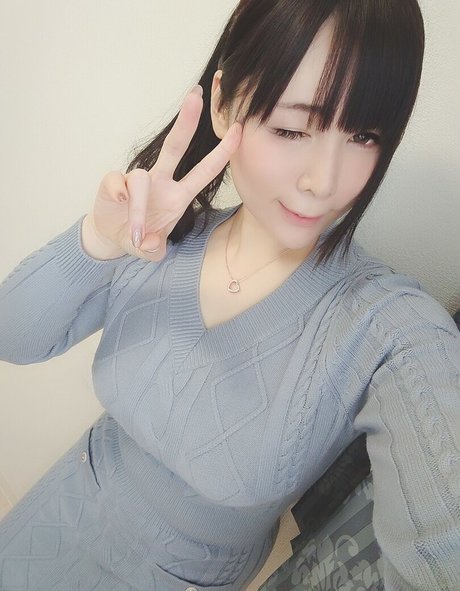 Yui Okada xxx actress photos