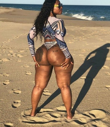 Cherokee D Ass free model gallery