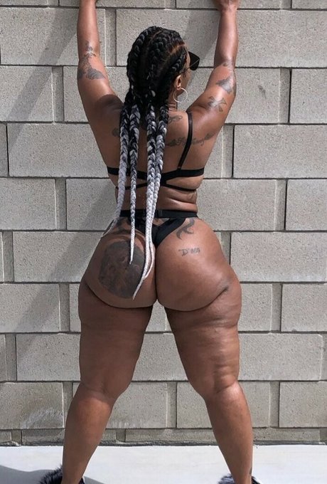 Cherokee D Ass top pornstar galleries